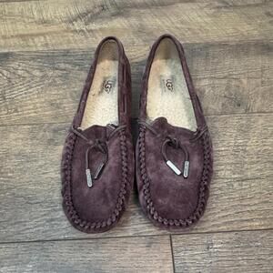 Women’s Ugg Moccasin Slipper‎ Driving Loafer Purple Size 8